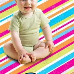 EProducts XXL Picknickkleed & Babygym Waterdicht & Wasbaar - Speelkleed Baby - Gewatteerde Speelmat Voor Binnen En Buiten - 200 X 200 - Met Handvat En Opvouwbaar - Strandlaken - Picknickdeken Buiten Bij Kamperen & Picknick + GRATIS GRONDPENNEN - Mixed Kleuren -Exporteren speelkleden winkel 499x840