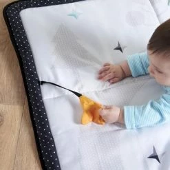 Tiny Love Supermat Speelmat - Magical Tales - Zwart/Wit 71 Tiny Love Supermat Speelmat - Magical Tales - Zwart/Wit -Exporteren speelkleden winkel 550x367 22