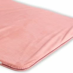 ByAlex Raspberry Icecream - Speelmat Groot -Exporteren speelkleden winkel 550x389 5