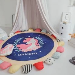 By Baboo Baby Cadeau Meisje - Vloerkleed Kinderkamer - Mooie Eenhoorn - Speelmat Met Kussentjes - Kindertapijt - Speelkleed Meisje - Oranje - Roze - Blauw 23 By Baboo Baby Cadeau Meisje - Vloerkleed Kinderkamer - Mooie Eenhoorn - Speelmat Met Kussentjes - Kindertapijt - Speelkleed Meisje - Oranje - Roze - Blauw -Exporteren speelkleden winkel 550x411 3