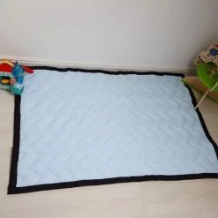 Speelkleed Blauw 150 X 100 Deluxe EXTRA DIK - Liefboefje - Speelmat - Groot Speelkleed - Speelkleed Baby - Speeltapijt - Vloerkleed Baby - Babymat XL - Kraamcadeau - Speelkleed Kinderen - 100+ Liefboefje Speelkleed Designs - BEPERKTE VOORRAAD OP=OP -Exporteren speelkleden winkel 550x550 743