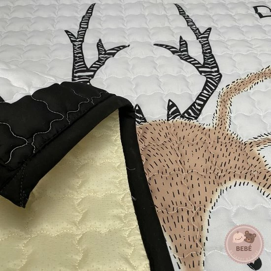 Bebe Speelmat Baby - Speelkleed Baby - Kleed Voor Babygym - Antislip En Duurzaam - 0-2 Jaar - 100x150cm 4 Bebe Speelmat Baby - Speelkleed Baby - Kleed Voor Babygym - Antislip En Duurzaam - 0-2 Jaar - 100x150cm - Afbeelding 2