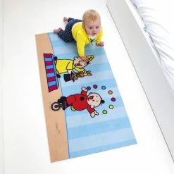Bumba Vloerkleed Kinderkamer - Tapijt Kinderkamer - Voor Jongens En Meisjes - Kindertapijt Bumba - 60 X 120 Cm - Bumba Circus - Speelmat/Speelkleed - Gemaakt In België - Officiële Studio 100 Partner -Exporteren speelkleden winkel 550x550 941