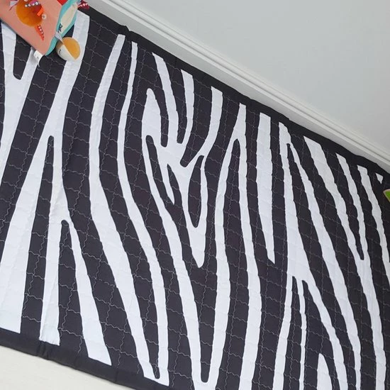 Speelkleed Zebra Print 150 X 100 - LiefBoefje - Speelmat - Groot Speelkleed - Speelkleed Baby - Speeltapijt - Vloerkleed Baby - Babymat XL - Kraamcadeau - Speelkleed Kinderen - 100+ Liefboefje Speelkleed Designs - BEPERKTE VOORRAAD OP=OP 3 Speelkleed Zebra Print 150 X 100 - LiefBoefje - Speelmat - Groot Speelkleed - Speelkleed Baby - Speeltapijt - Vloerkleed Baby - Babymat XL - Kraamcadeau - Speelkleed Kinderen - 100+ Liefboefje Speelkleed Designs - BEPERKTE VOORRAAD OP=OP