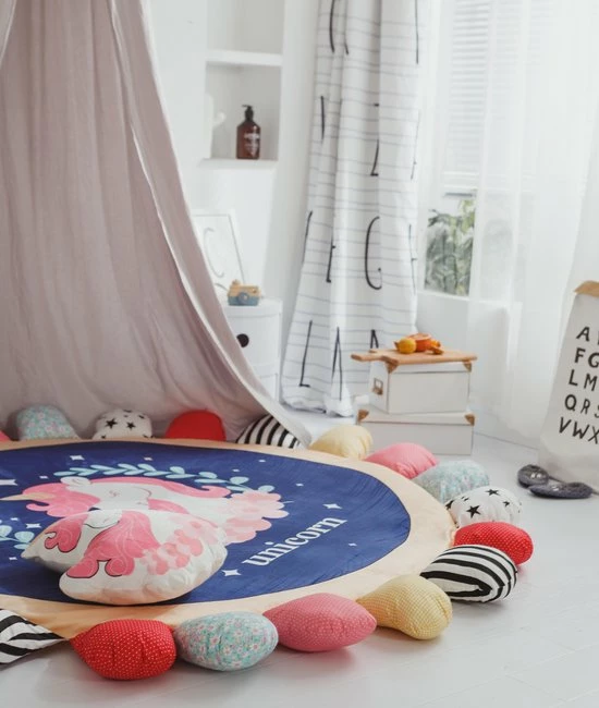 By Baboo Baby Cadeau Meisje - Vloerkleed Kinderkamer - Mooie Eenhoorn - Speelmat Met Kussentjes - Kindertapijt - Speelkleed Meisje - Oranje - Roze - Blauw 13 By Baboo Baby Cadeau Meisje - Vloerkleed Kinderkamer - Mooie Eenhoorn - Speelmat Met Kussentjes - Kindertapijt - Speelkleed Meisje - Oranje - Roze - Blauw - Afbeelding 11