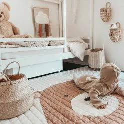 Love By Lily .com Love By Lily - Groot Speelkleed - Bubbly Honey Bear - City Size - 150x120cm -Exporteren speelkleden winkel 550x733 35