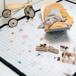 Love By Lily .com Love By Lily - Groot Speelkleed - Life - 200x150cm 14 Love By Lily .com Love By Lily - Groot Speelkleed - Life - 200x150cm -Exporteren speelkleden winkel 550x735