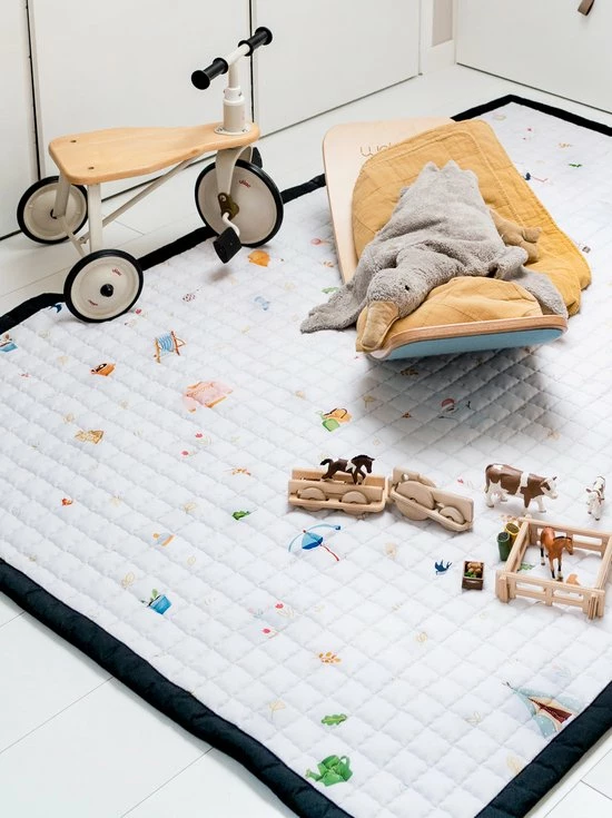 Love By Lily .com Love By Lily - Groot Speelkleed - Life - 200x150cm 8 Love By Lily .com Love By Lily - Groot Speelkleed - Life - 200x150cm - Afbeelding 6